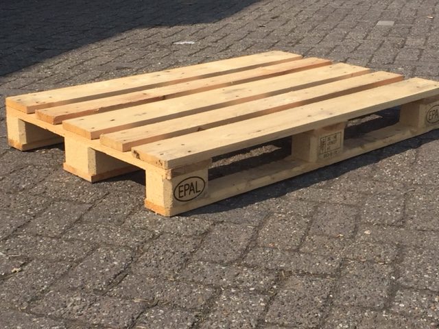 Europallets verkopen Breda